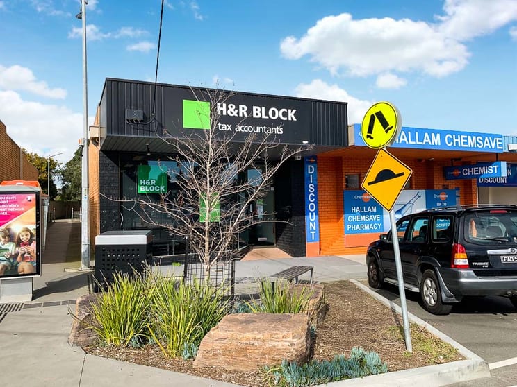 32 Spring Square Hallam VIC 3803 - Image 1