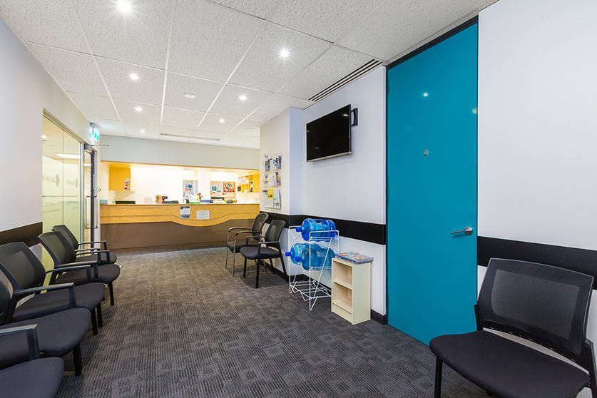 Click to view all images 22-25/100 Murdoch Drive Murdoch WA 6150 - Image 3