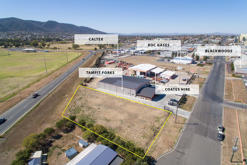 Click to view all images 1A Belmore Street Tamworth NSW 2340 - Image 2