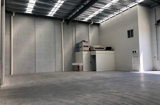 Click to view all images 3/13 Gateway Drive Carrum Downs VIC 3201 - Image 2