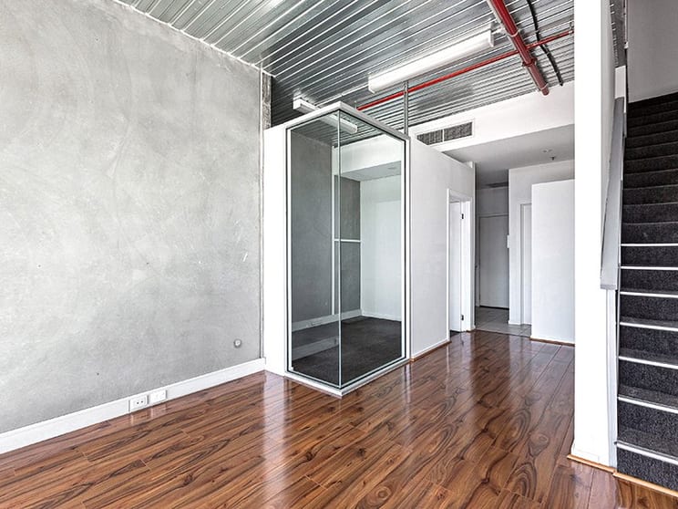 Click to view all images 4 & 4A/8-18 Whitehall Street Footscray VIC 3011 - Image 1