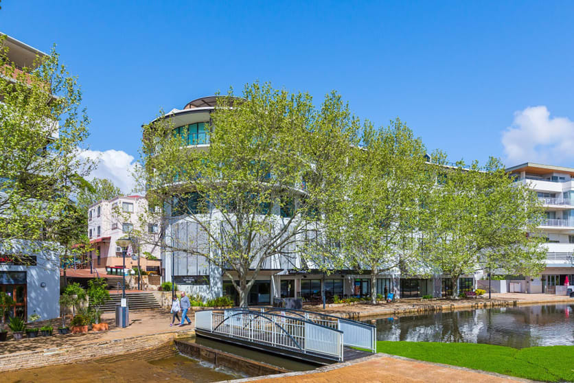 Click to view all images 12/10 Eastbrook Terrace East Perth WA 6004 - Image 3