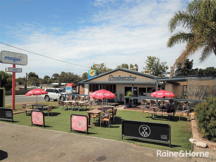 Click to view all images 113 Esplanade Coffin Bay SA 5607 - Image 2