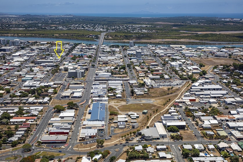 Click to view all images 41 Gordon St Mackay QLD 4740 - Image 3