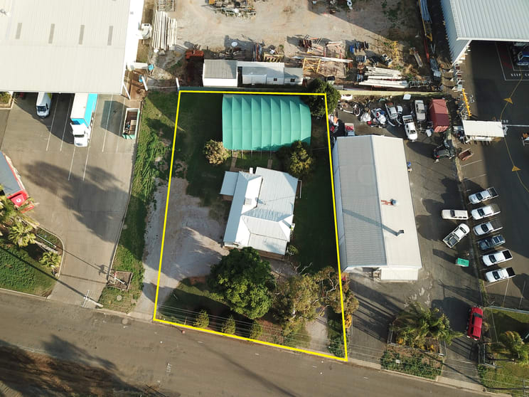 Click to view all images 15 Goonan Street Tamworth NSW 2340 - Image 1