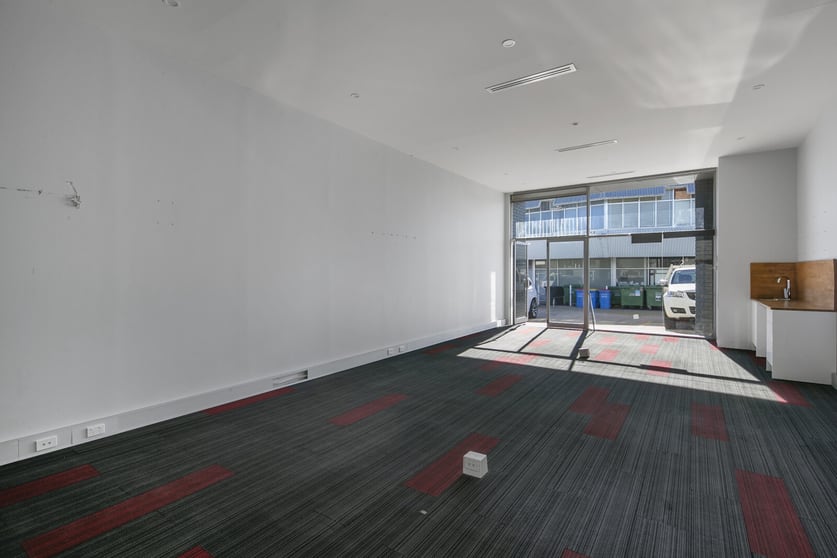 Click to view all images 12/65 Wollongong Street Fyshwick ACT 2609 - Image 2