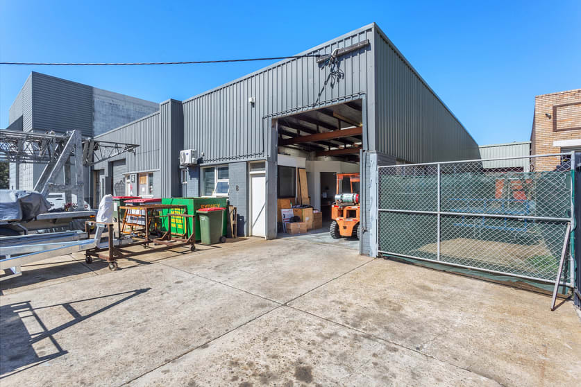 Click to view all images 6-8 Box Road Caringbah NSW 2229 - Image 2
