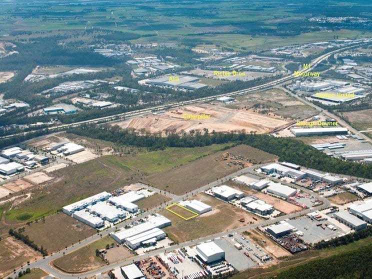 Click to view all images 60 Link Drive Yatala QLD 4207 - Image 3