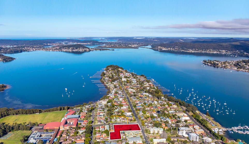 Click to view all images 177-179 Albany Street Point Frederick NSW 2250 - Image 1
