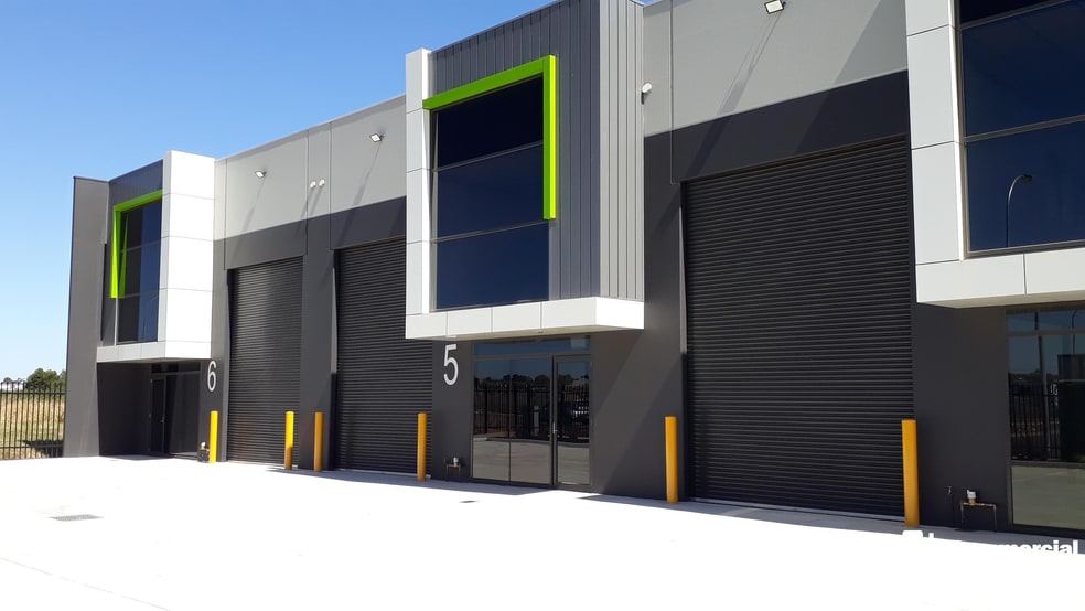 Click to view all images Yale Drive Epping VIC 3076 - Image 2