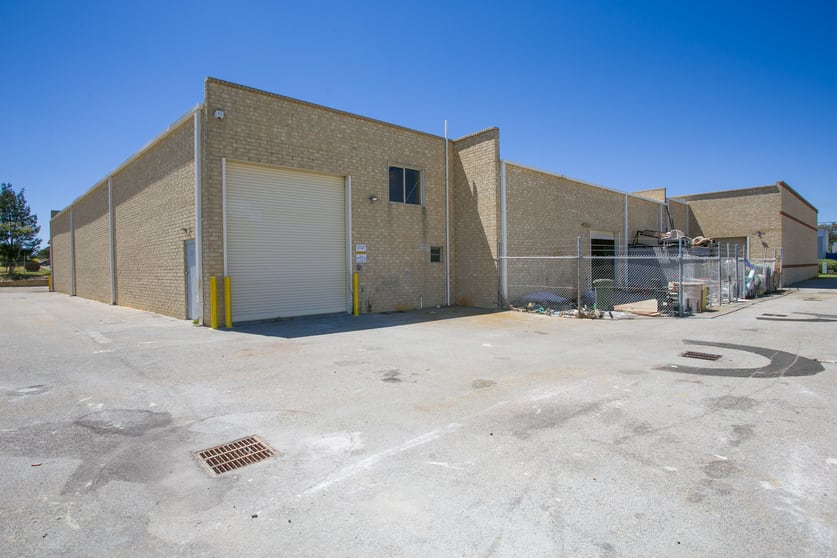 Click to view all images 3/5 Emplacement Crescent Hamilton Hill WA 6163 - Image 1
