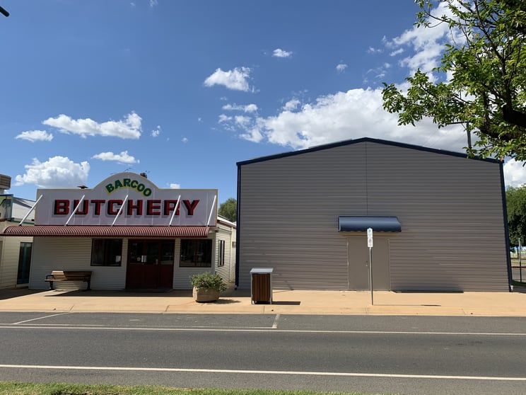 Click to view all images 47 Shamrock Street Blackall QLD 4472 - Image 1