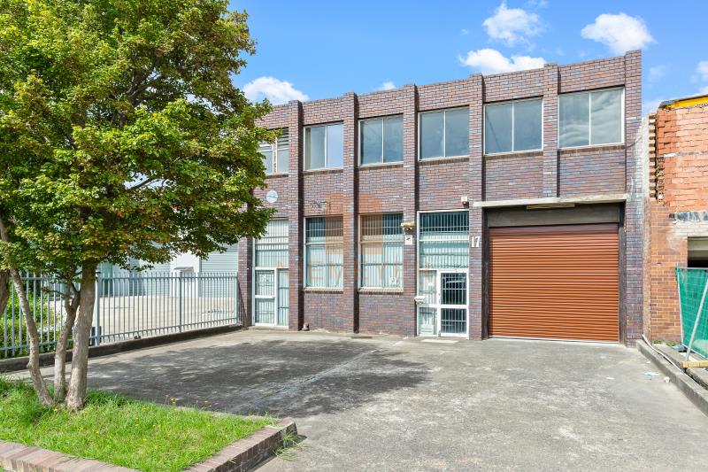 Click to view all images Warehouse/17 Clements Avenue Bankstown NSW 2200 - Image 2