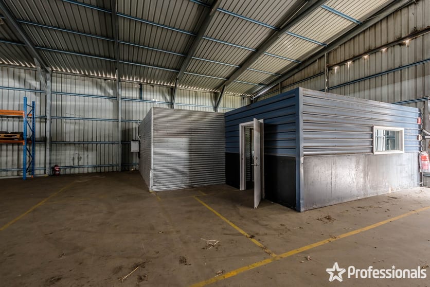 Click to view all images 6 Guidara / St Angelo Webberton WA 6530 - Image 3