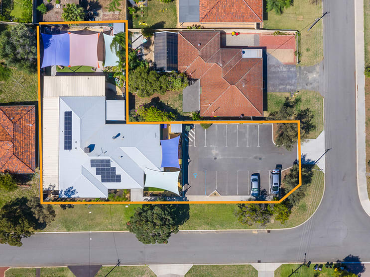 99 Fieldgate Square Balga WA 6061 - Image 2
