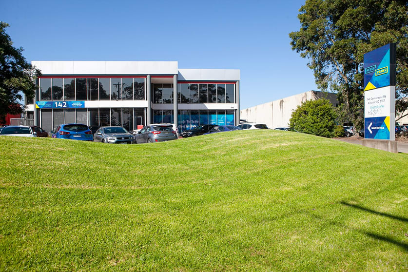 Click to view all images 142 Canterbury Road Kilsyth VIC 3137 - Image 3