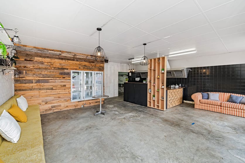 Click to view all images 8/27 Old Great Northern Highway Midland WA 6056 - Image 1