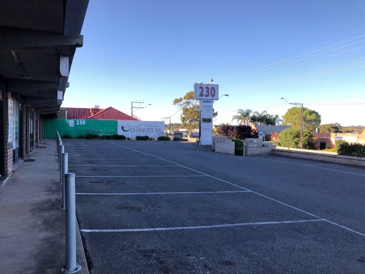 Click to view all images 2/230 Main South Road Lonsdale SA 5160 - Image 2
