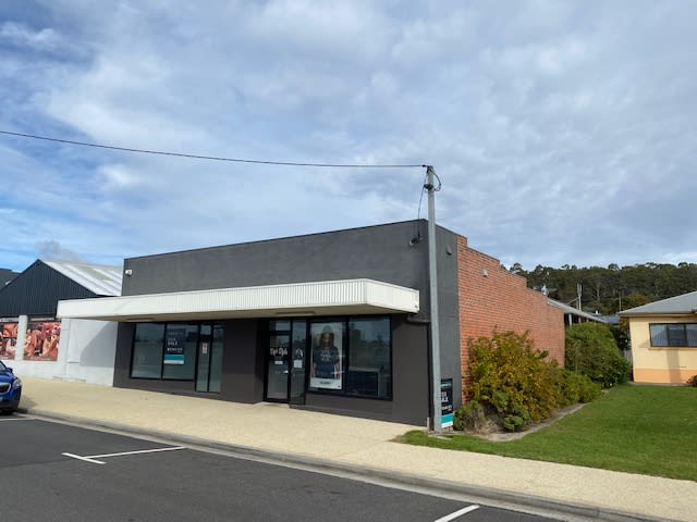 Click to view all images 12-14 Simpson Street Somerset TAS 7322 - Image 1