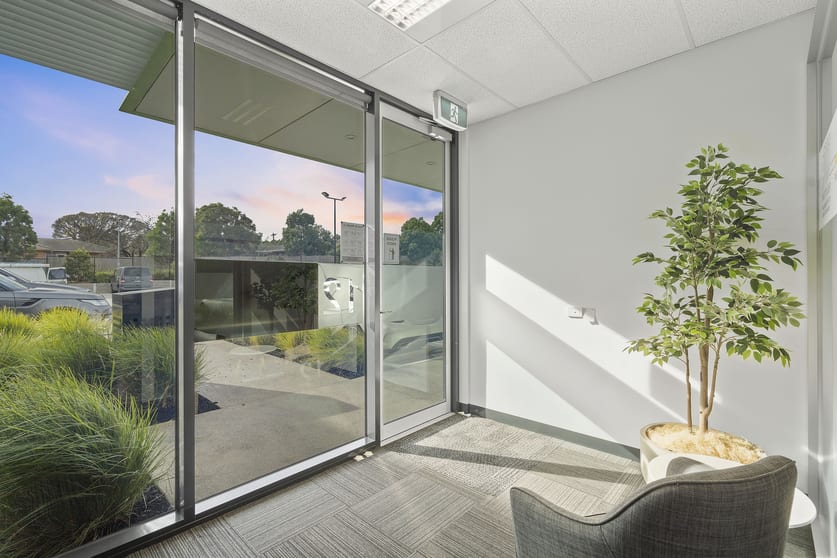 Click to view all images 12/27-31 Duerdin Street Notting Hill VIC 3168 - Image 3