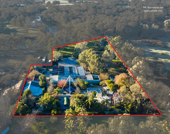Click to view all images 56 Lincoln Causeway Wodonga VIC 3690 - Image 2