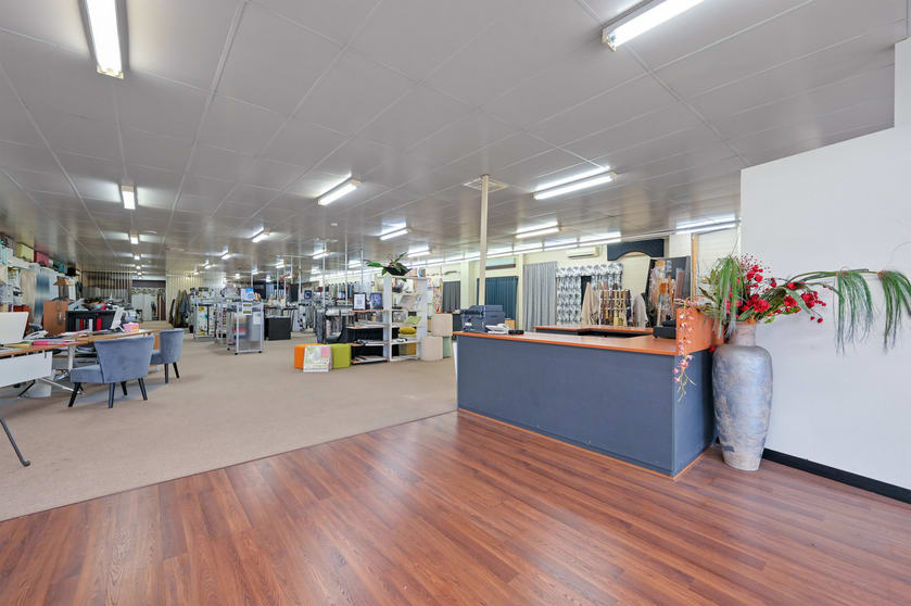 Click to view all images 1/1264-1266 Albany Highway Cannington WA 6107 - Image 3