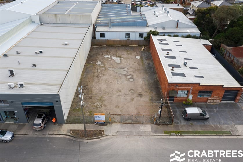 Click to view all images 21A Edinburgh Street Oakleigh South VIC 3167 - Image 3