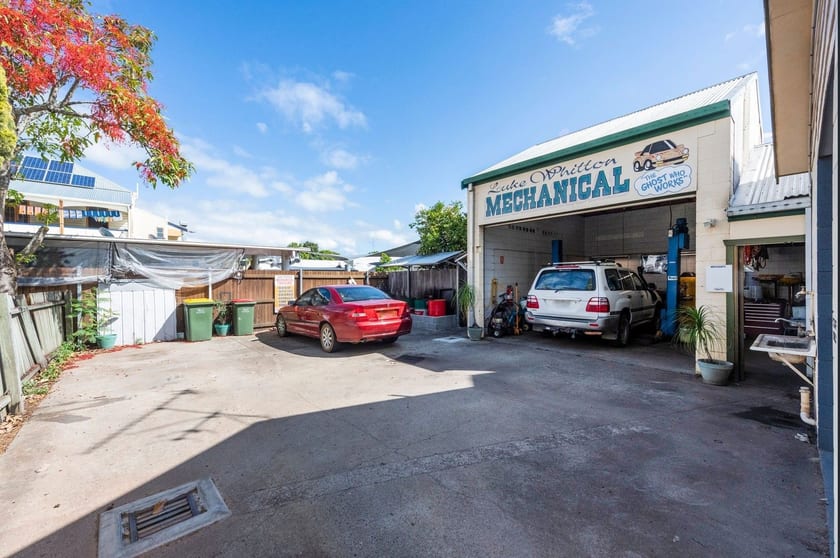 Click to view all images 45 Queen Street Grafton NSW 2460 - Image 3