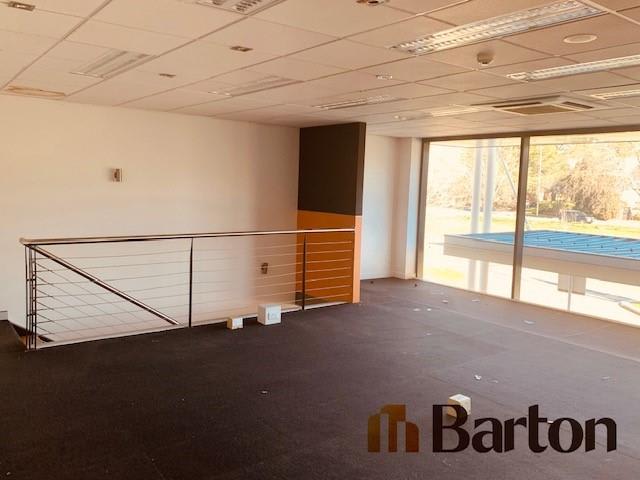 Click to view all images Ground Unit 28/47 Wentworth Avenue Kingston ACT 2604 - Image 2