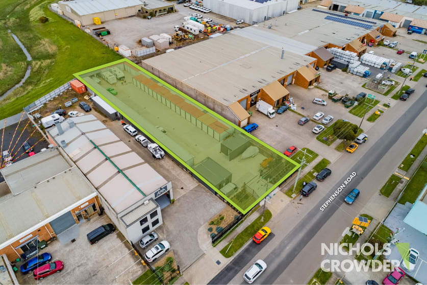 Click to view all images 30 Stephenson Road Seaford VIC 3198 - Image 3