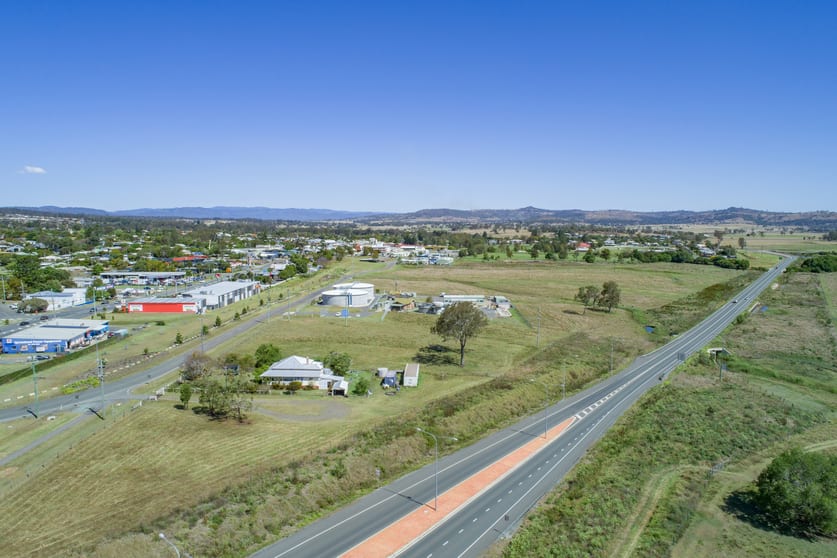 Click to view all images 65 Helen Street Beaudesert QLD 4285 - Image 3