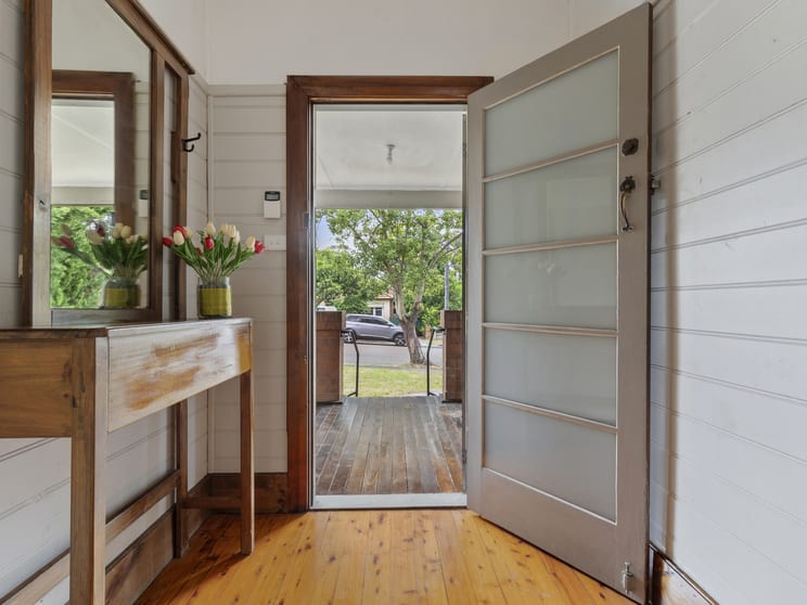 Click to view all images 77 Lethbridge Street Penrith NSW 2750 - Image 3