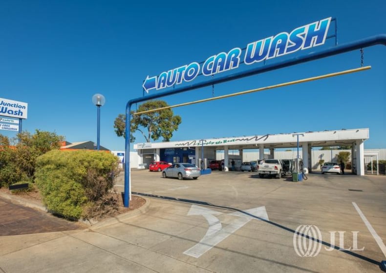 Click to view all images 552 - 556 Main North Road Blair Athol SA 5084 - Image 1