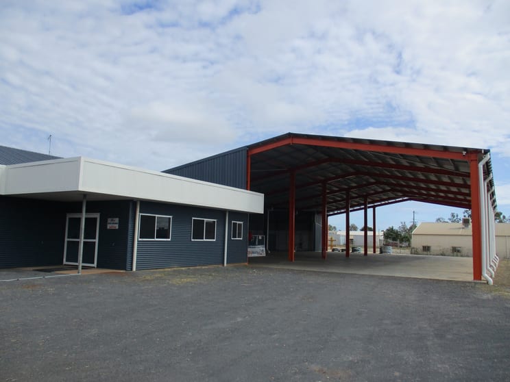 Click to view all images 58 Chewko Road Mareeba QLD 4880 - Image 3