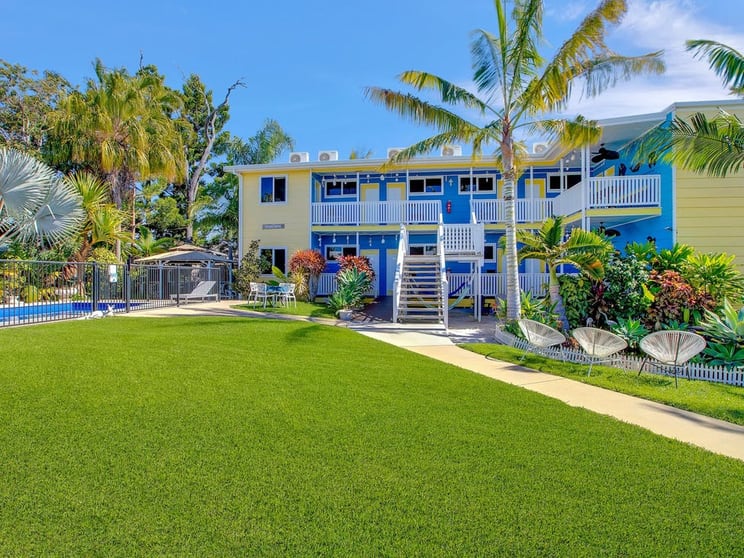Click to view all images Yeppoon QLD 4703 - Image 1