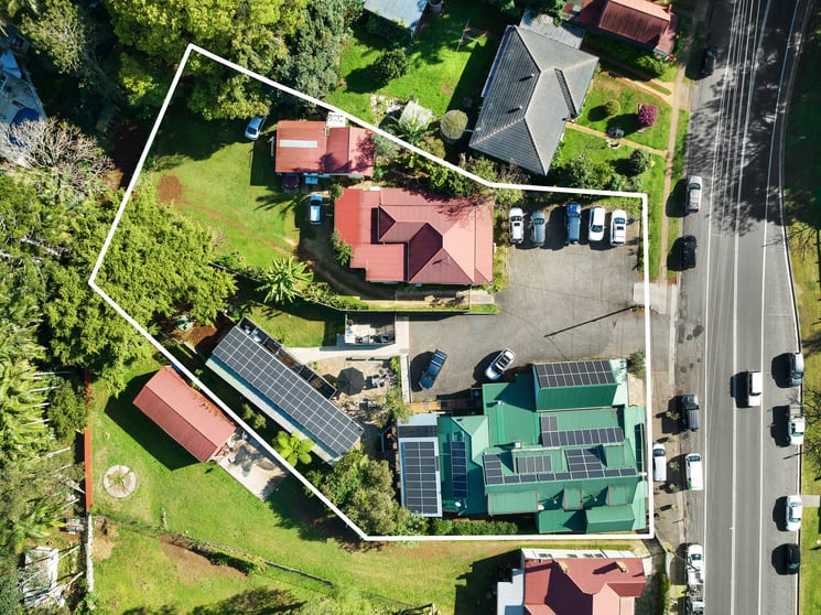 Click to view all images 33-35 Main Street Clunes NSW 2480 - Image 2
