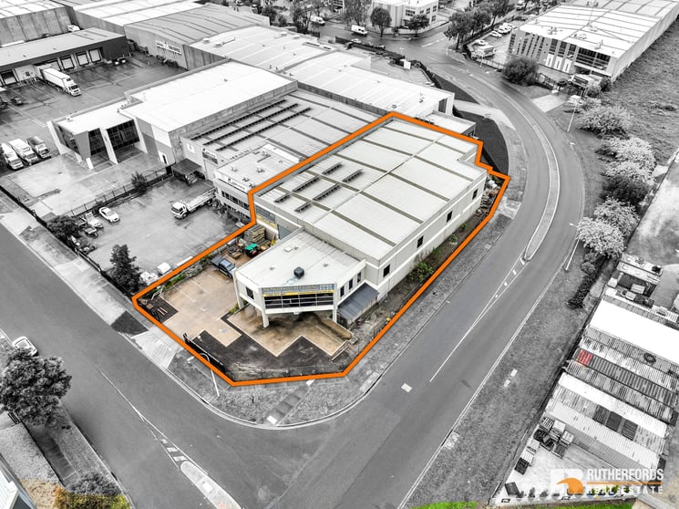 Click to view all images 2 Endeavour Way Sunshine West VIC 3020 - Image 1