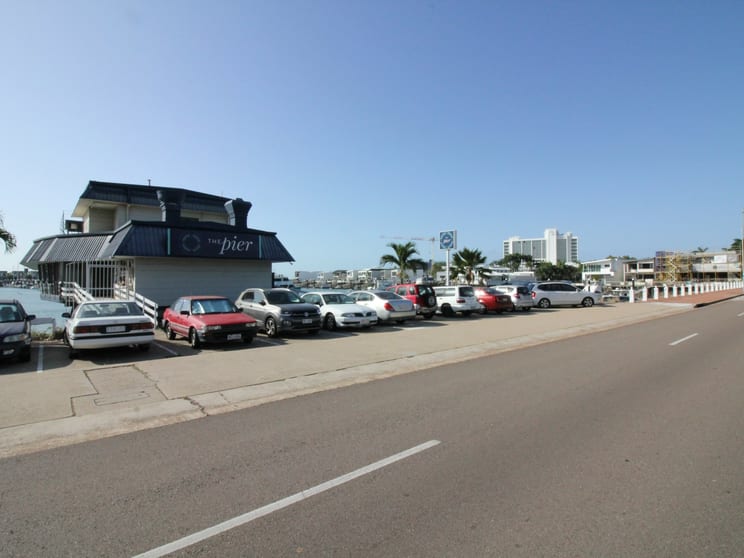 Click to view all images 34 Sir Leslie Thiess Drive Townsville QLD 4810 - Image 2