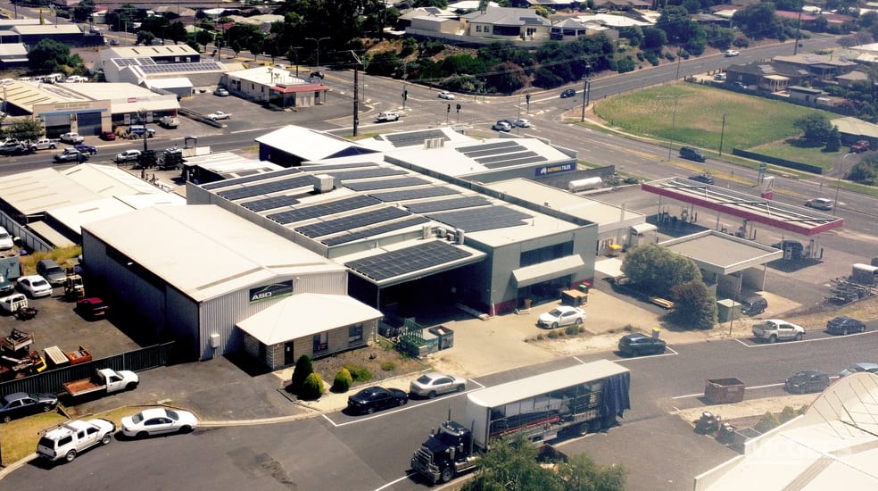 Click to view all images 4 Scott Court Mount Gambier SA 5290 - Image 3