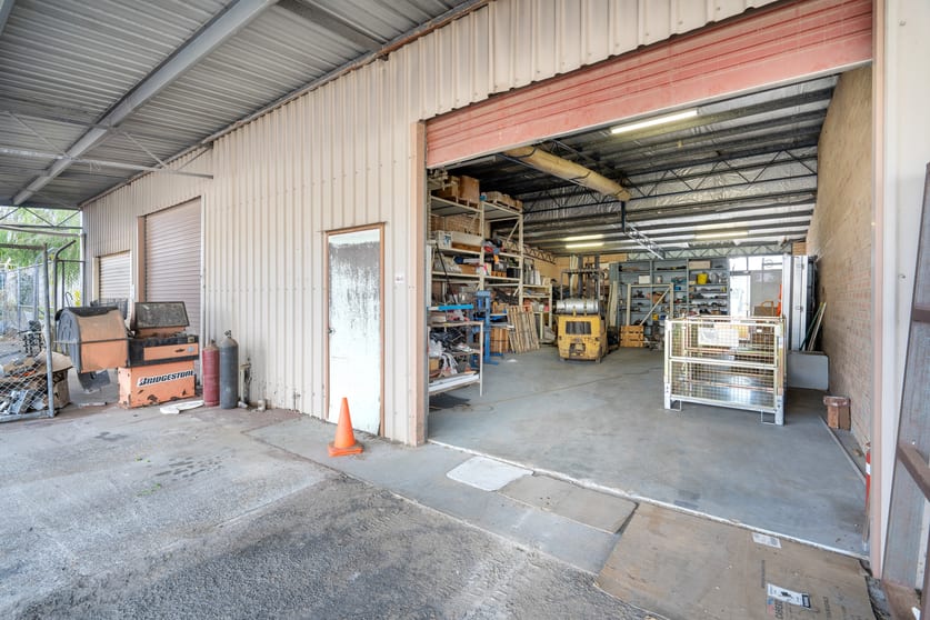 Click to view all images 2 Ilmenite Crescent Capel WA 6271 - Image 2