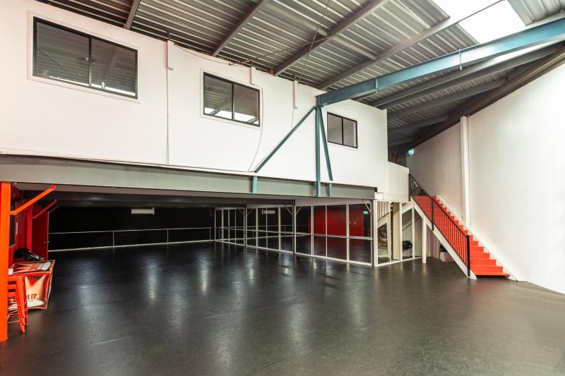 Click to view all images Unit D7/11 - 15 Moxon Road Punchbowl NSW 2196 - Image 3