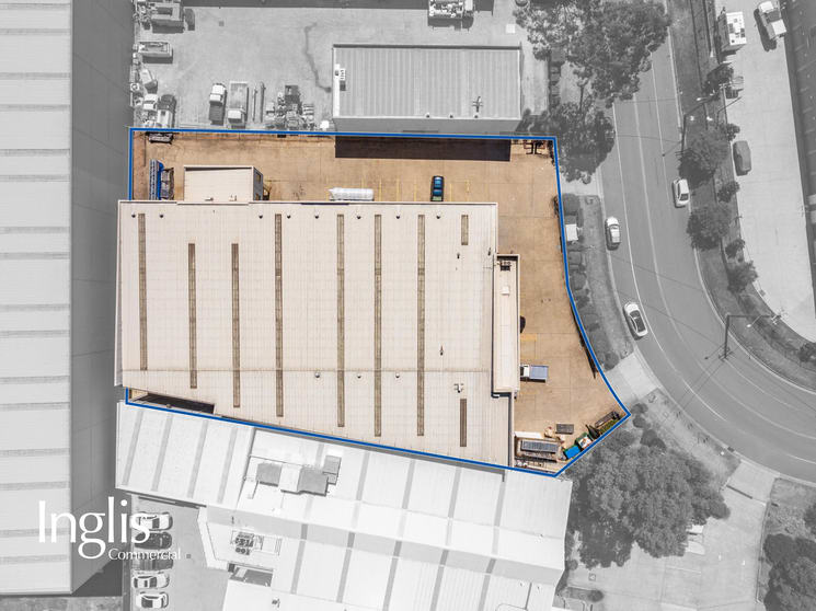 Click to view all images 16 Porrende Street Narellan NSW 2567 - Image 3
