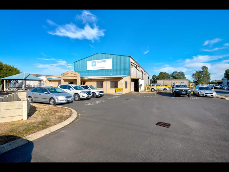 10 Allnut Court Davenport WA 6230 - Image 1