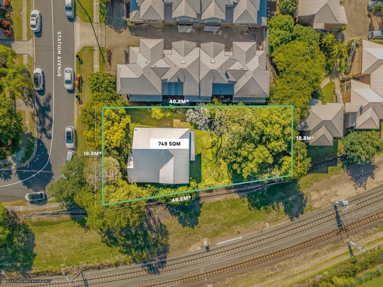 Click to view all images 16 Station Avenue Gaythorne QLD 4051 - Image 1