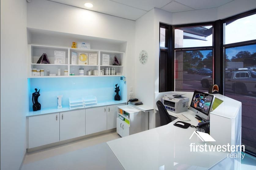 Click to view all images 2/17 Davidson Terrace Joondalup WA 6027 - Image 2