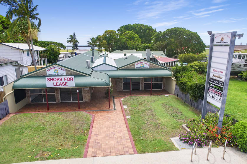 Click to view all images 10 & 11/33 Zunker Street Burnett Heads QLD 4670 - Image 1
