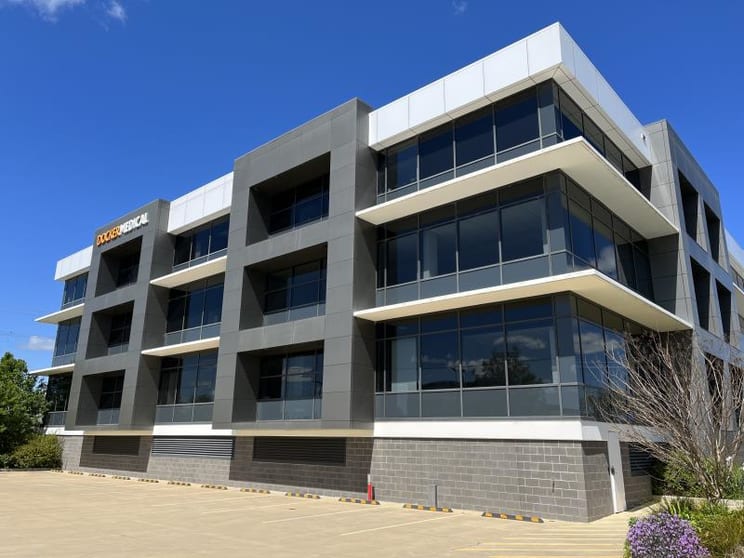 Click to view all images Ground Suite 6/2-10 Docker Street Wagga Wagga NSW 2650 - Image 2