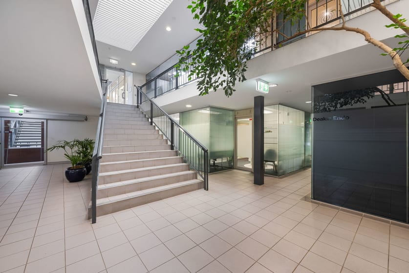 Click to view all images 12-14/2 King Street Deakin ACT 2600 - Image 2