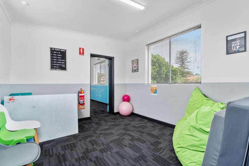 Click to view all images Unit 4/228 Cambridge Street Wembley WA 6014 - Image 1