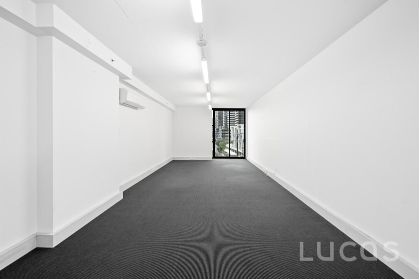 Click to view all images 305/198 Harbour Esplanade Docklands VIC 3008 - Image 3